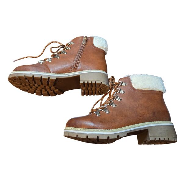 Sophie 17 Brown Size 2 Girl's Insulated Water Resistant Combat Boots Shoes Child - Picture 2 of 7